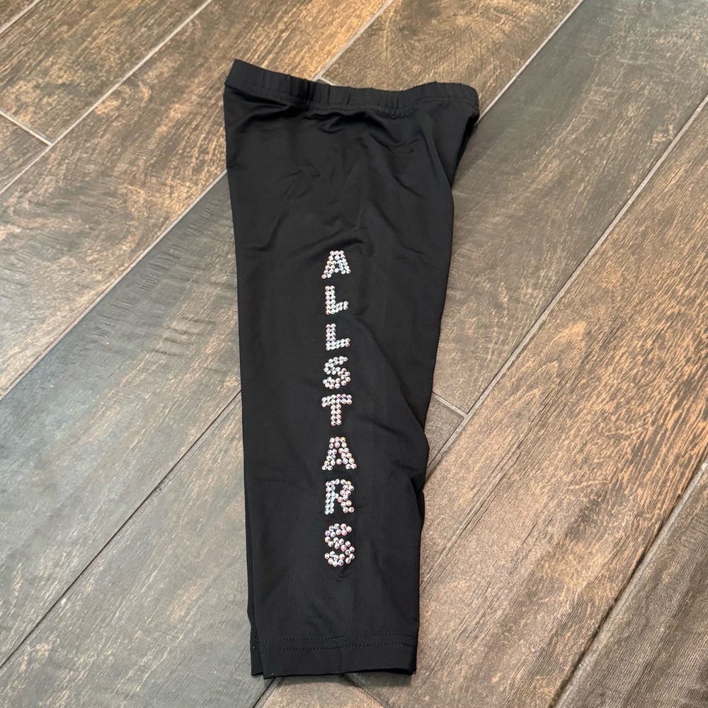 EUC Zone Jeweled Capris Pants